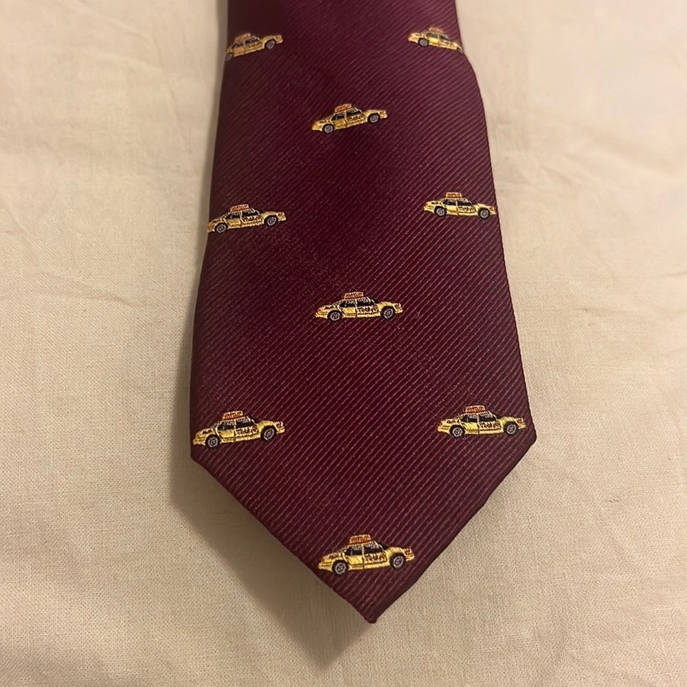 Fun men’s tie